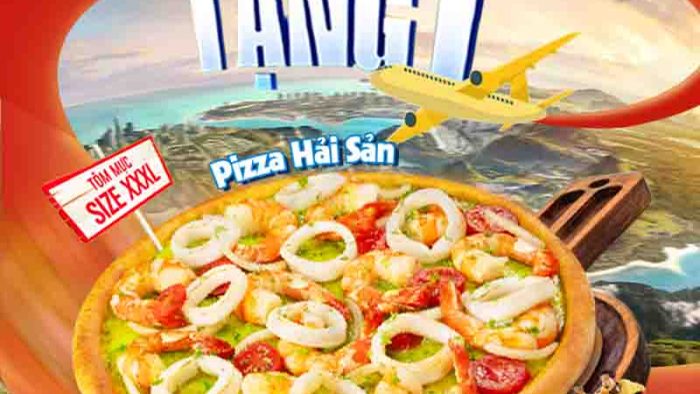 Mẫu Template Poster Pizza Hải Sản PSD khổ dọc với hình ảnh pizza hải sản, thông điệp "Mua 1 Tặng 1" và phong cách thiết kế tươi mới.