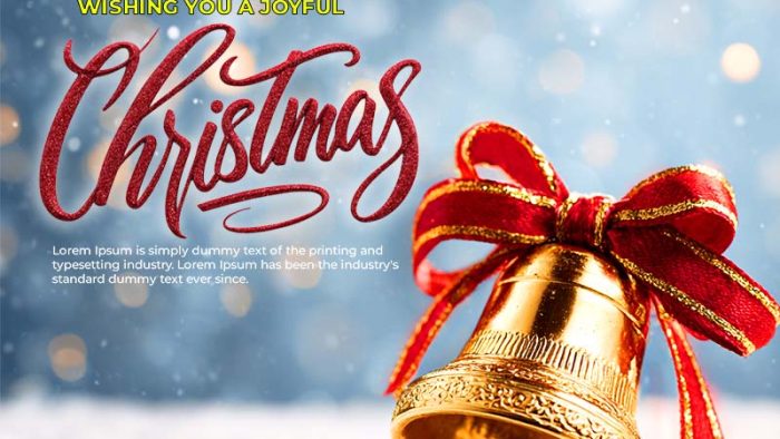 Template Poster Chúc Mừng Giáng Sinh PSD khổ vuông với chuông vàng, nơ đỏ, nền tuyết và chữ "Merry Christmas".